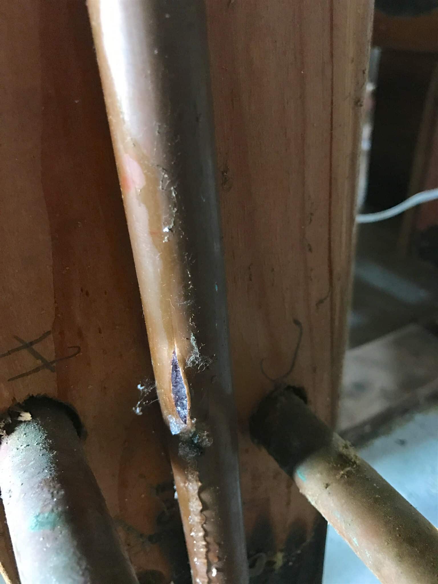 Burst copper pipe, Smart Plumbing Maintenance.